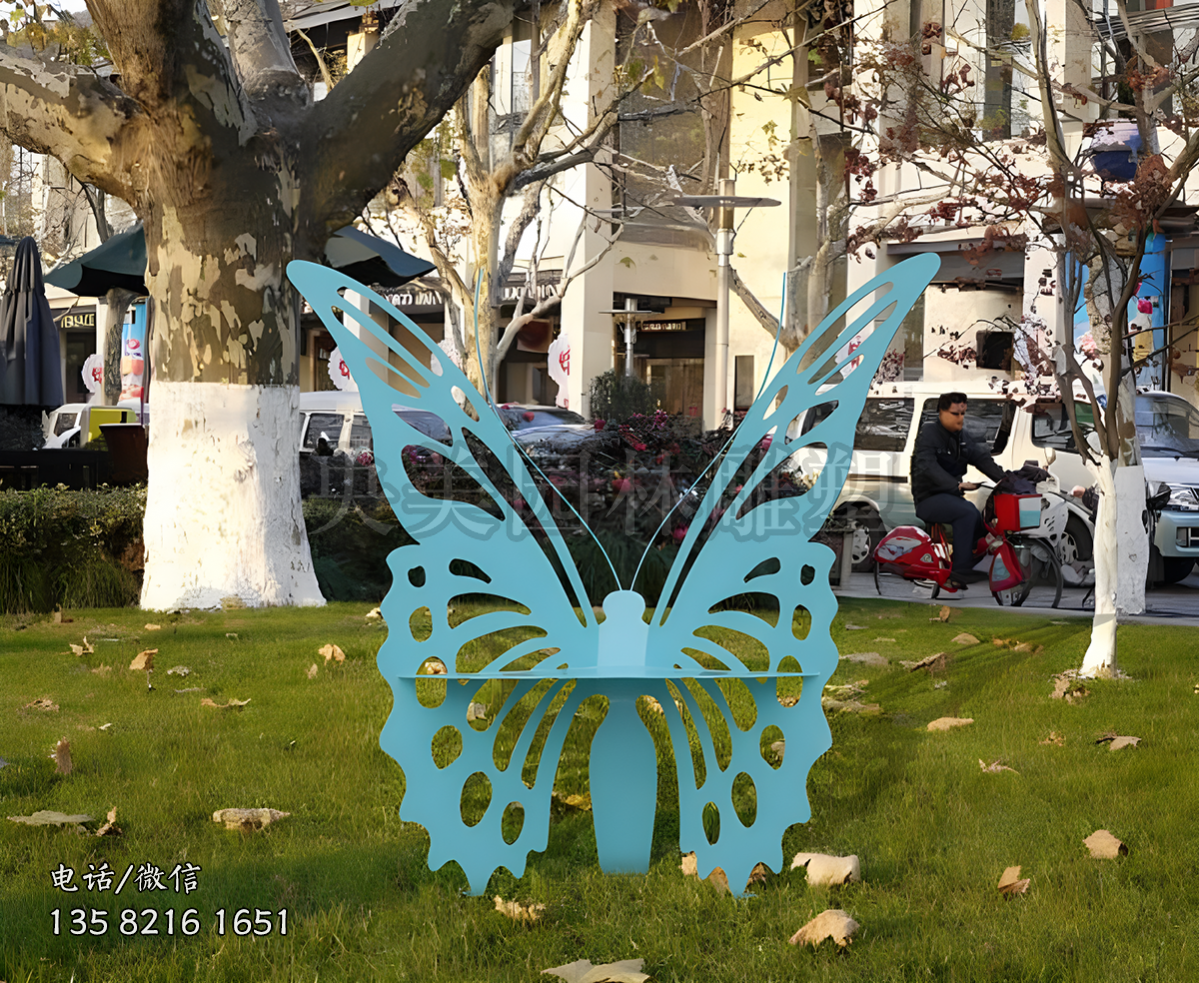 鐵藝蝴蝶座椅雕塑擺件
