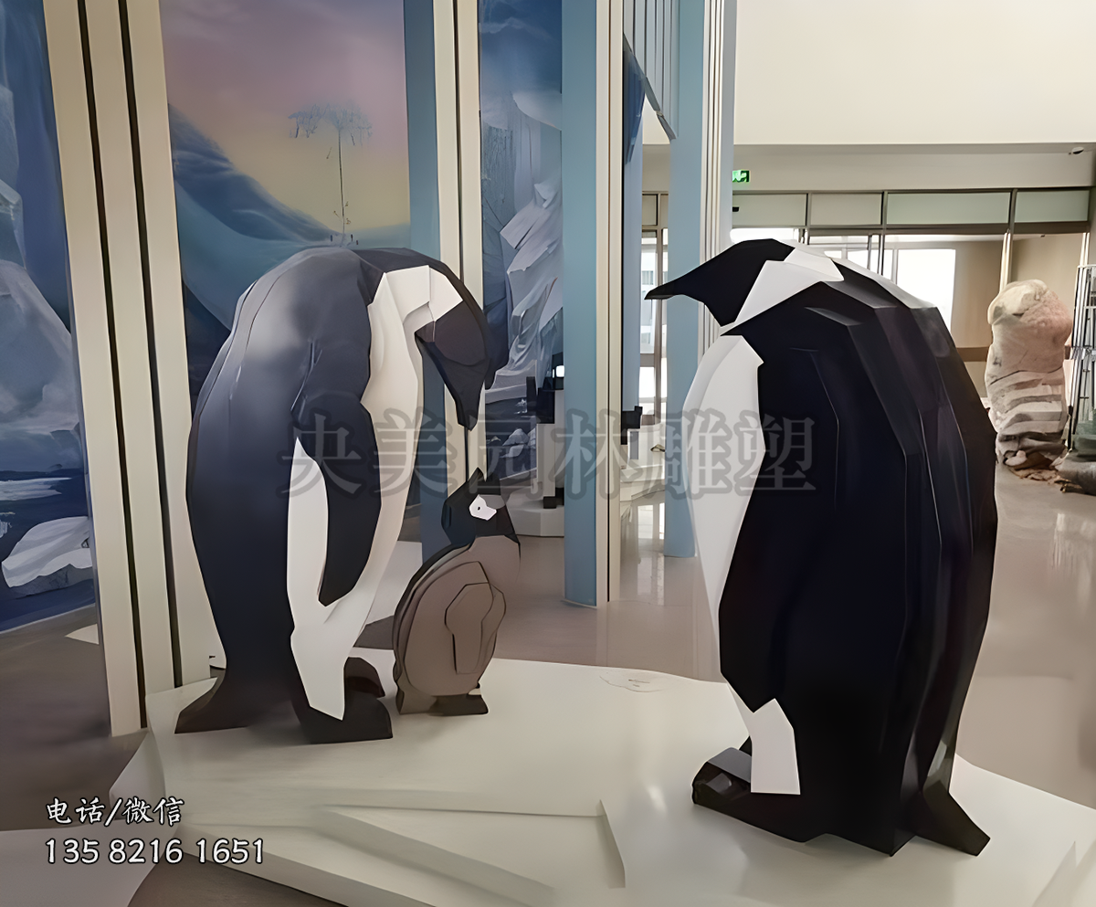 不銹鋼幾何造型企鵝雕塑