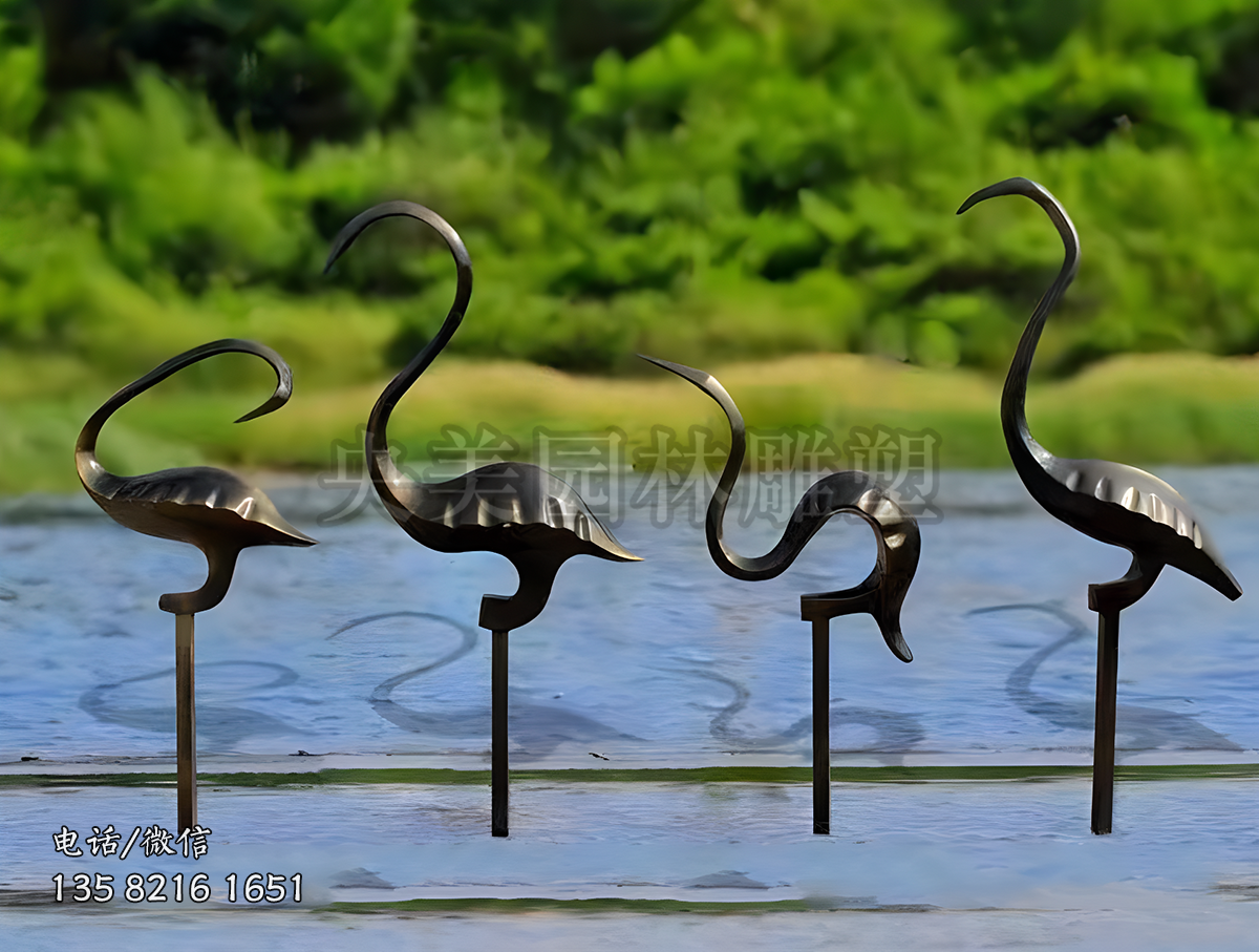 抽象藝術(shù)造型仙鶴雕塑擺件