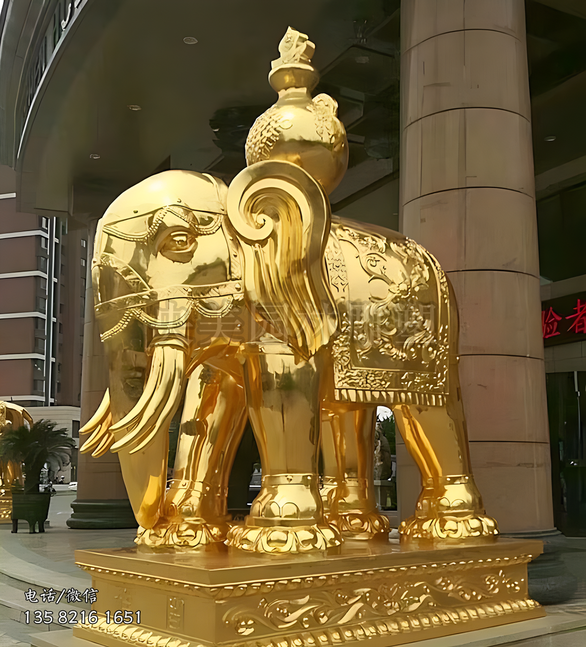 賓館企業(yè)大型鎏金招財(cái)大象銅雕