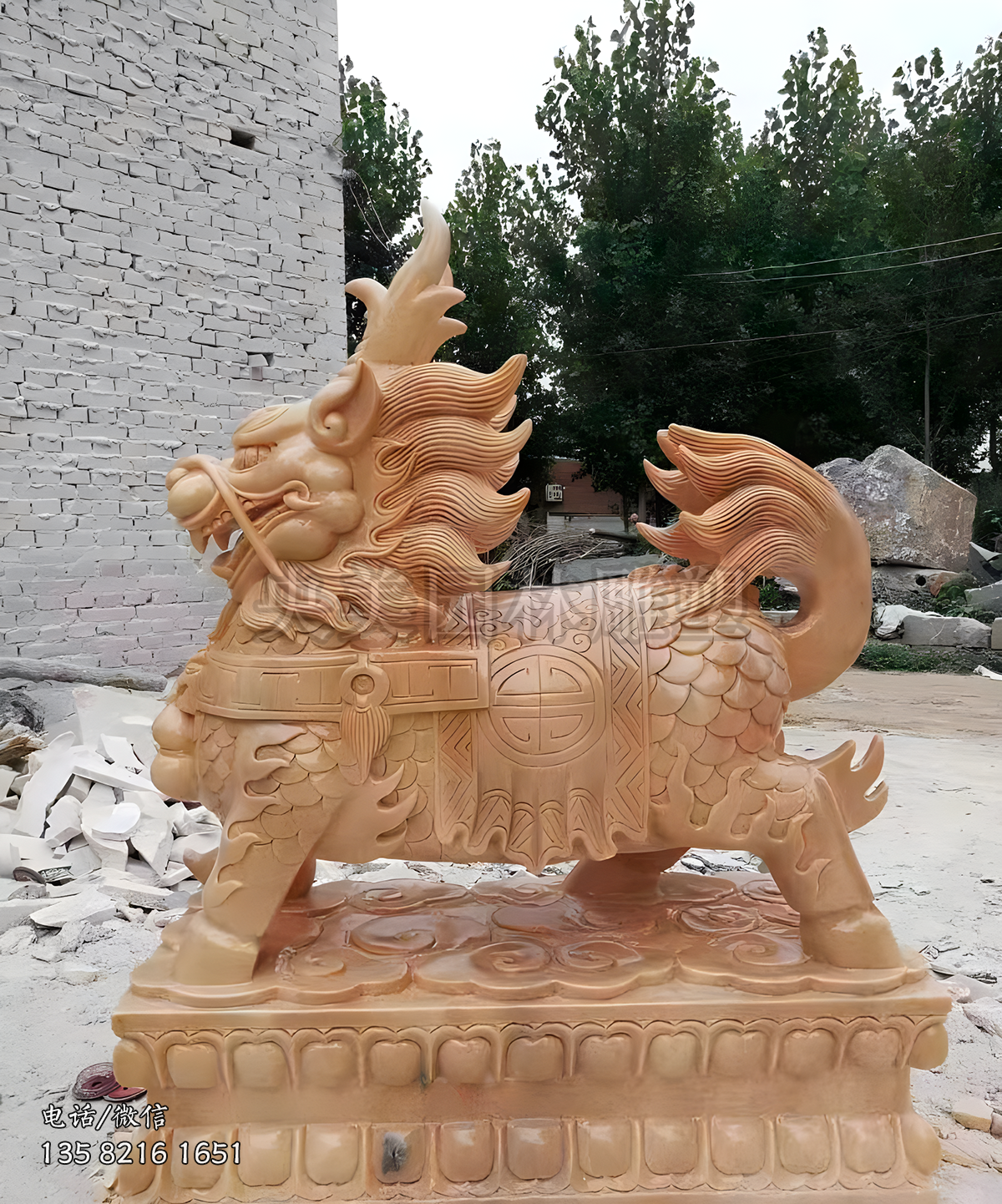 晚霞紅石雕別墅鎮(zhèn)宅麒麟雕塑