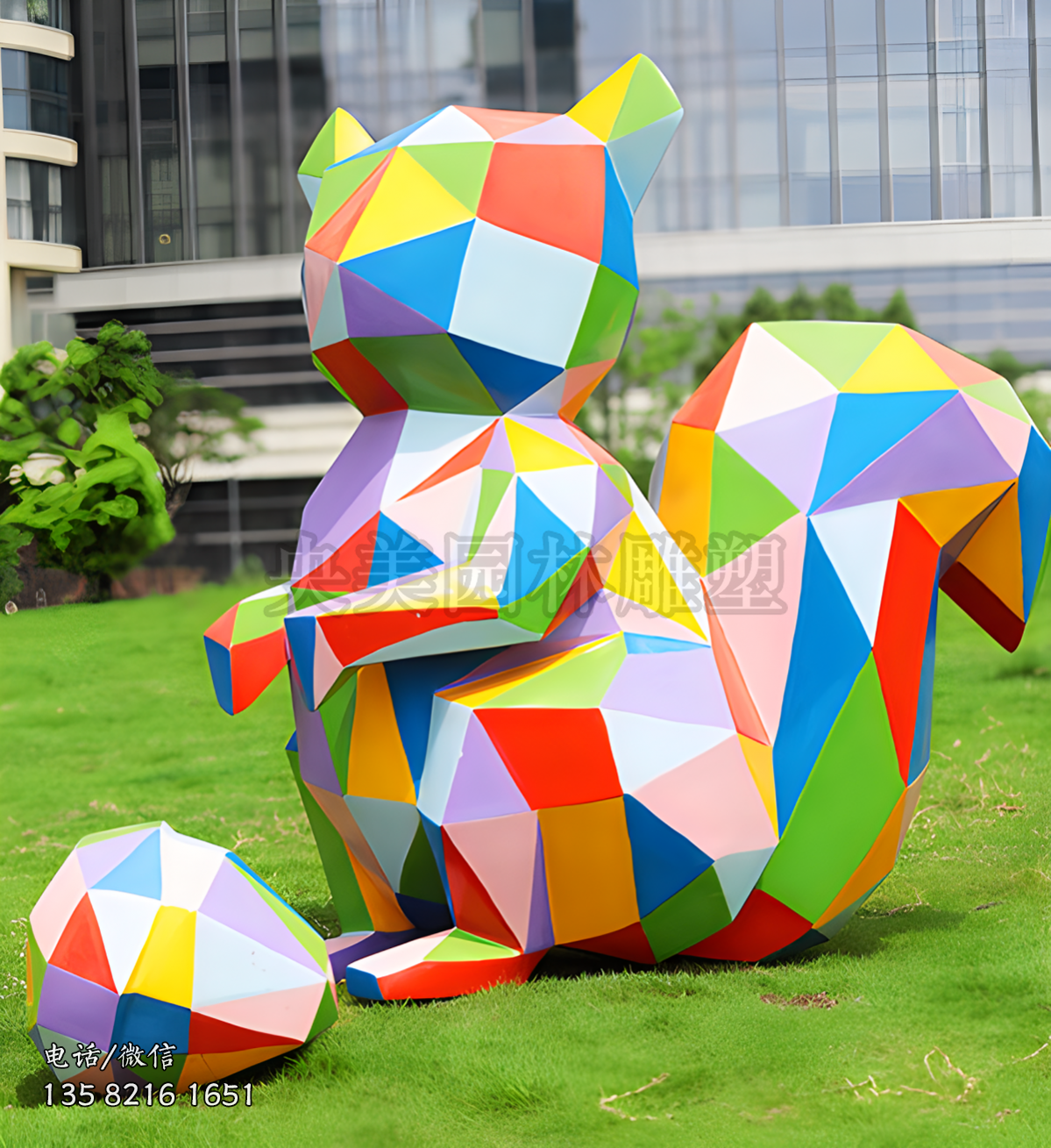 切面彩繪不銹鋼松鼠雕塑