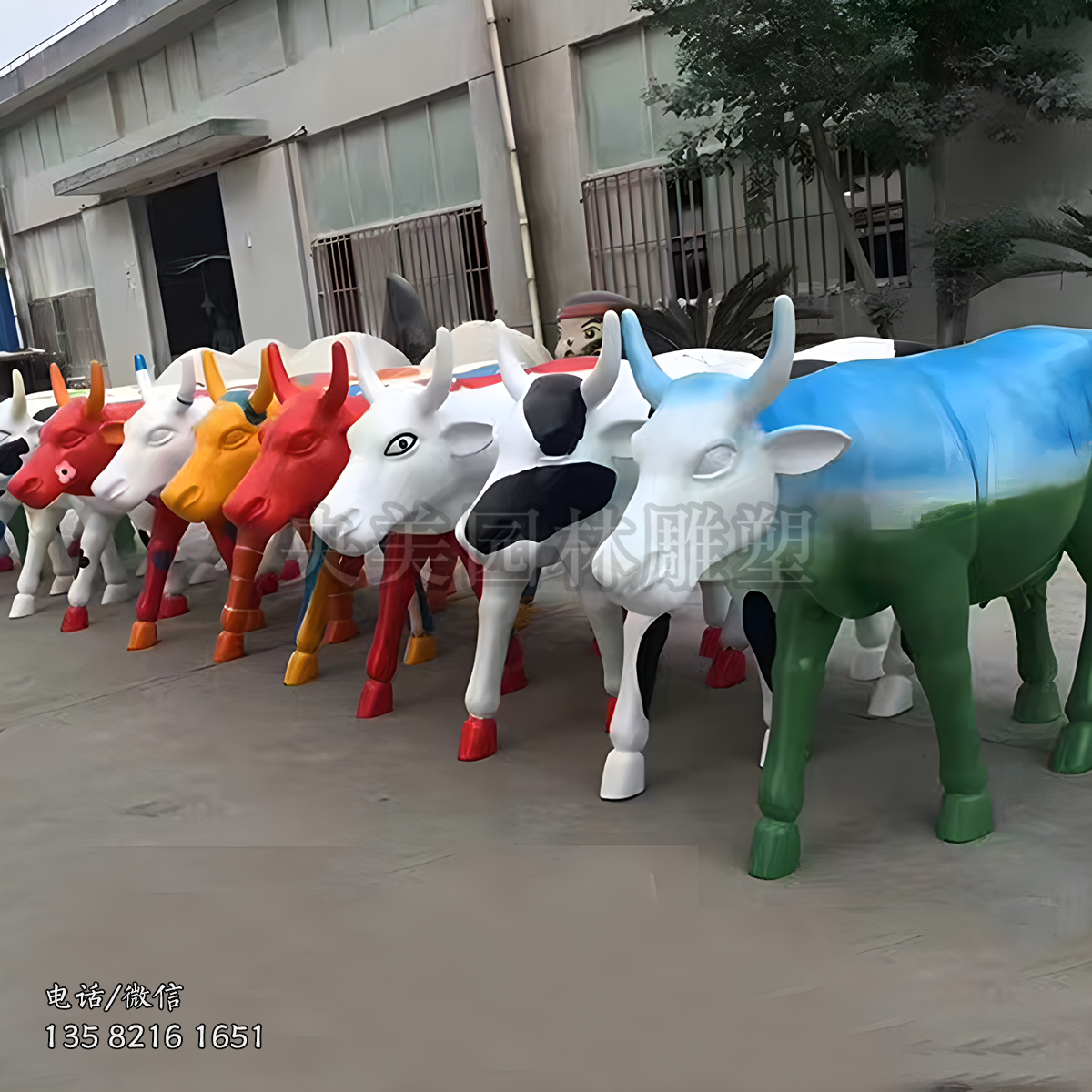 玻璃鋼彩繪牛雕塑