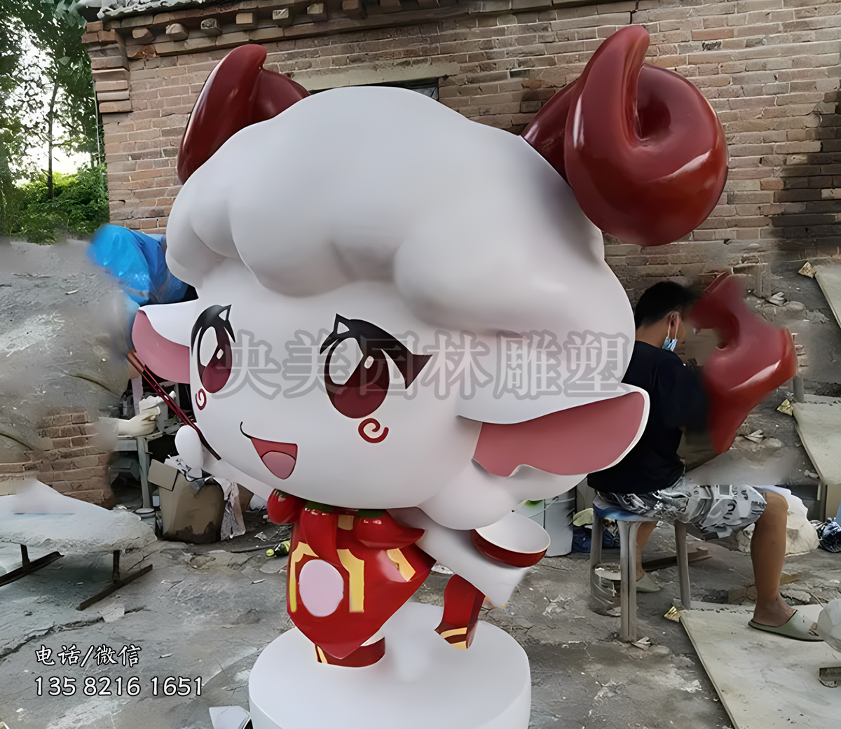 玻璃鋼卡通羊雕塑擺件