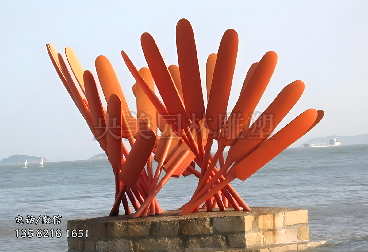 由多個(gè)船槳組成的景觀雕塑